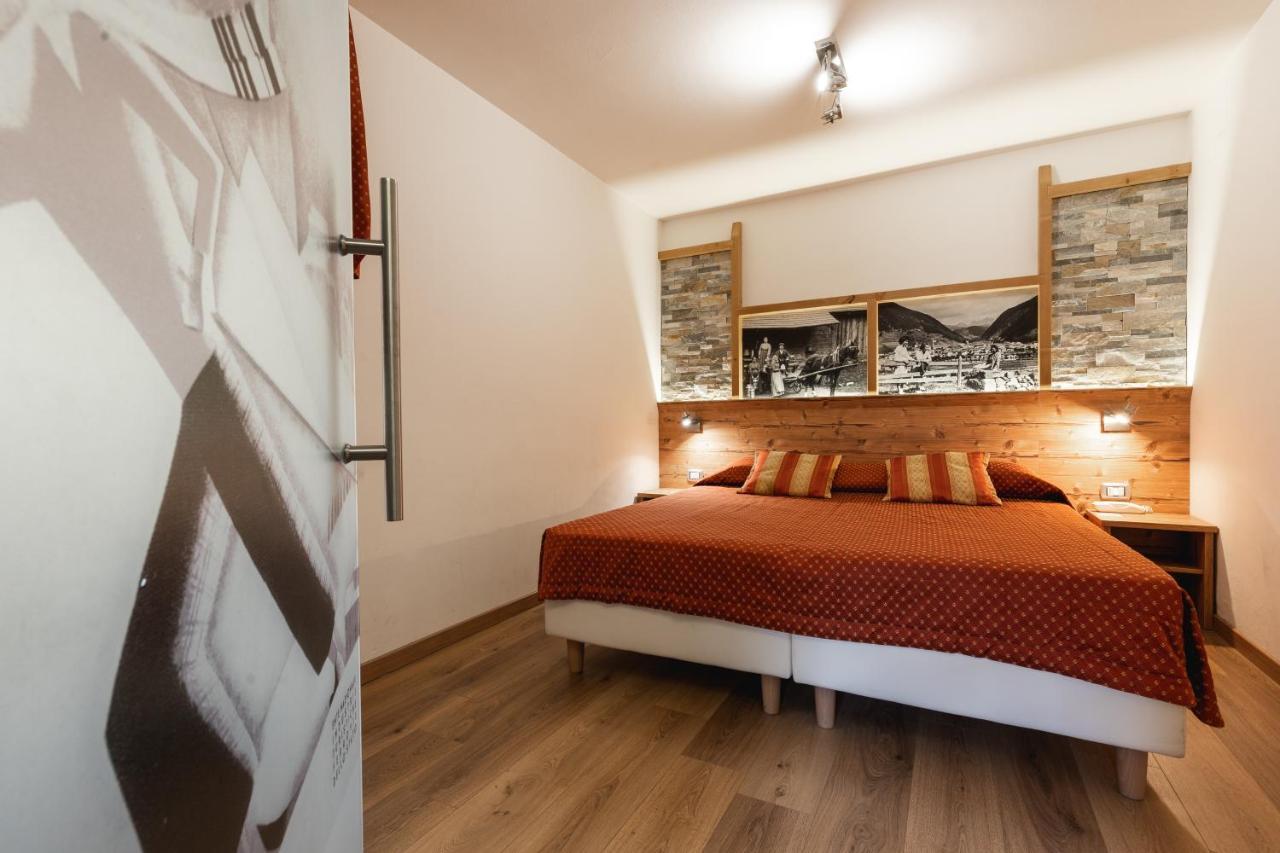Hotel Touring Predazzo Exteriör bild